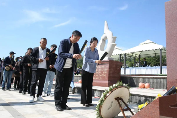 沈陽選墓地禮贊生命的世外桃源——龍生墓園全程貼心服務，陵園墓碑質地優良