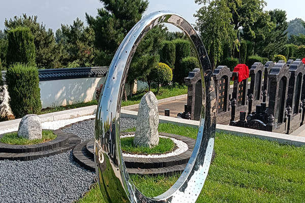 在購買沈陽陵園后，需要繳納哪些額外費用？怎么判斷是否正規？